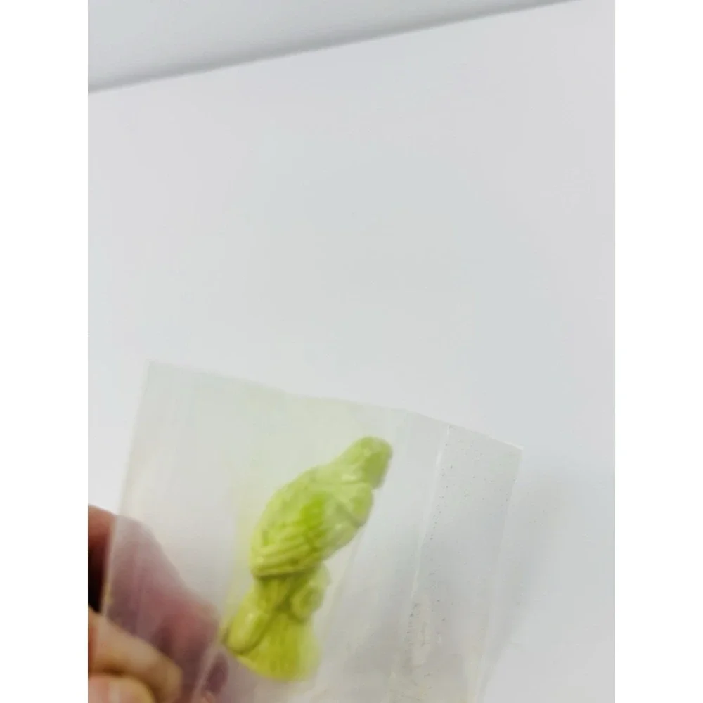 Wade Whimsies Pet Shop Figurine Green Parrot Bird‎ England